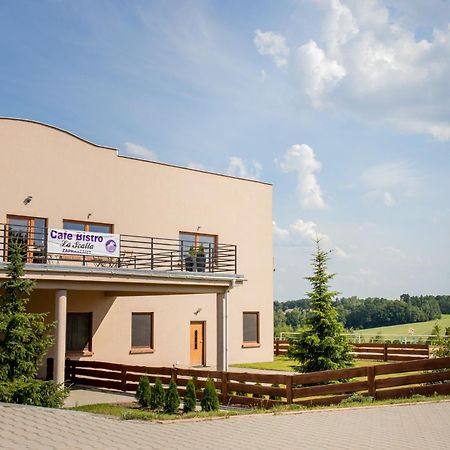 Lascalla pensjonat Myszewko Eksteriør bilde